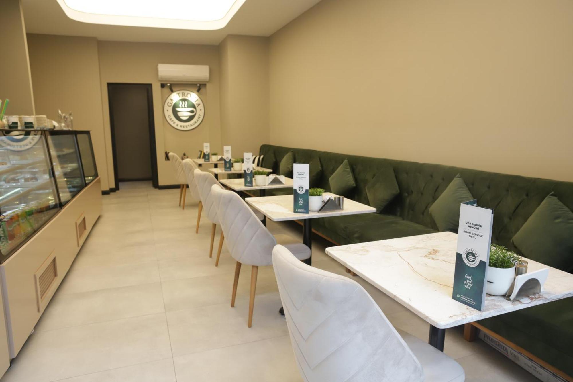 Myway Deluxe Alsancak Hotel Измир Екстериор снимка